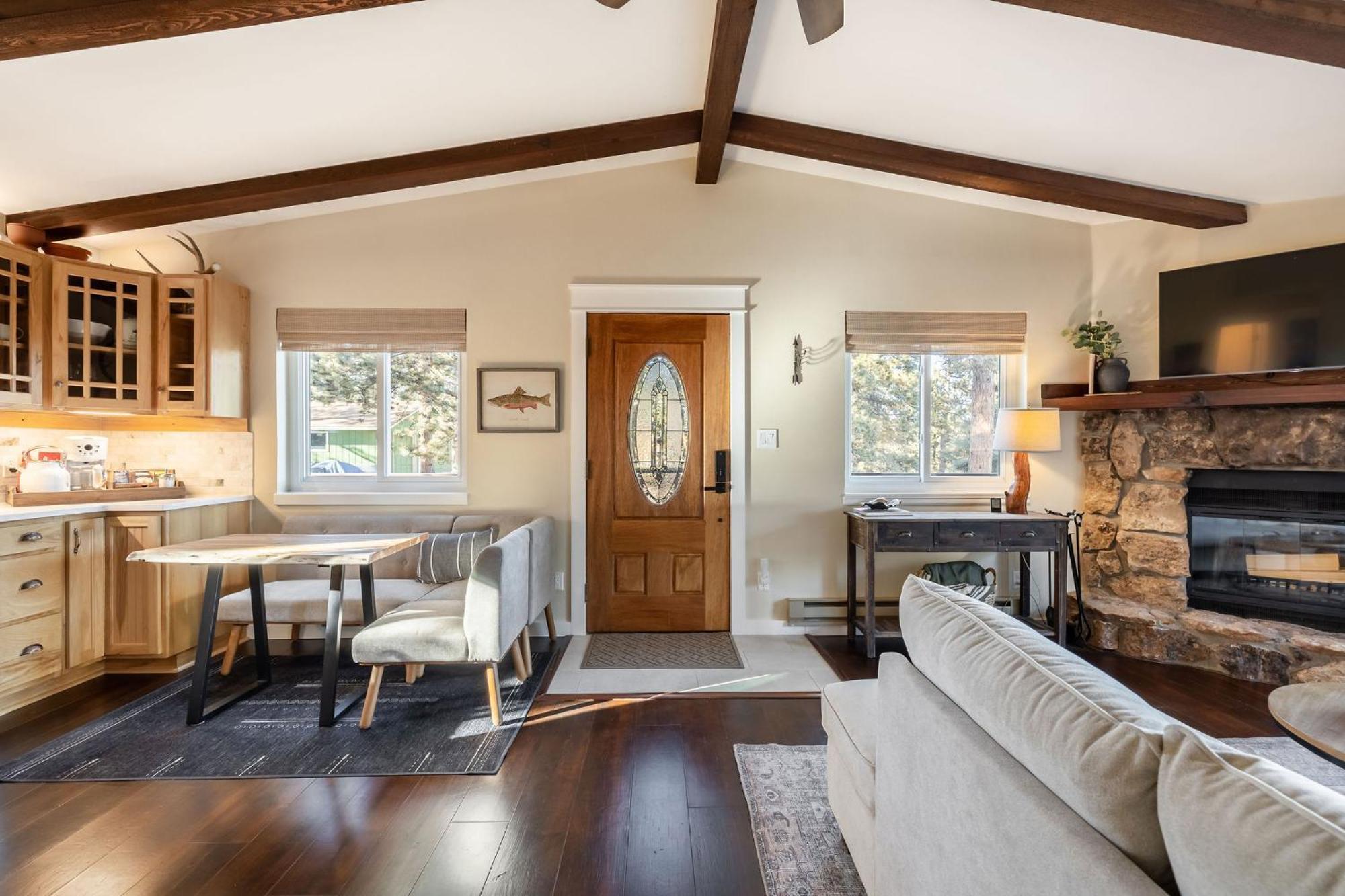 Casa vacanze Pine Perch ~ Cozy Mountain W/ Views Bailey